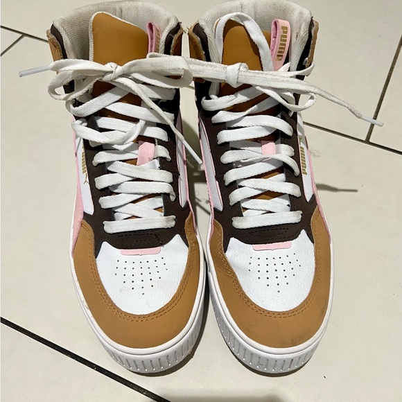 Puma High Top LIKE NEW - Picture 2 of 4